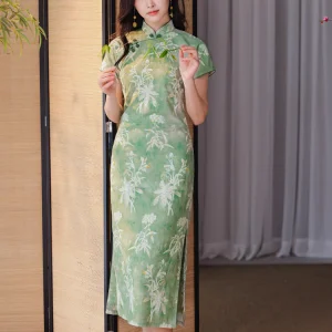 Tender Green Embroidered Lily Orchid | Modern one-Pieces Qipao Dress (杳卿)
