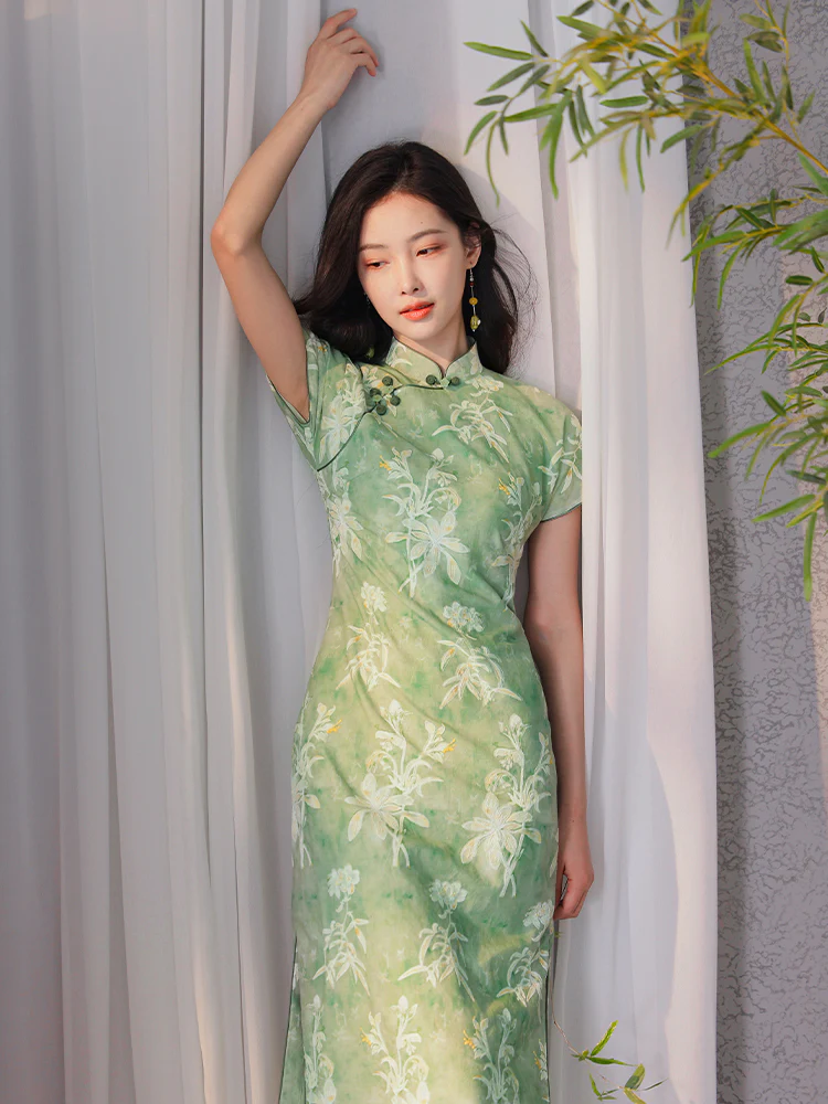 Tender Green Embroidered Lily Orchid | Modern one-Pieces Qipao Dress (杳卿) - Image 4