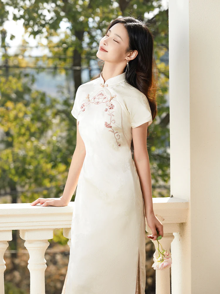 Ivory Vintage Ruyi Embroidery | Modern one-Pieces Qipao Dress（玉茗） - Image 2