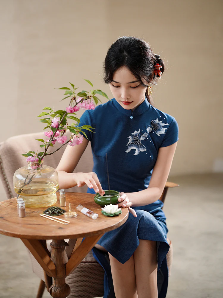 Koi Embroidery|Modern one-Pieces Qipao Dress（锦婉） - Image 9