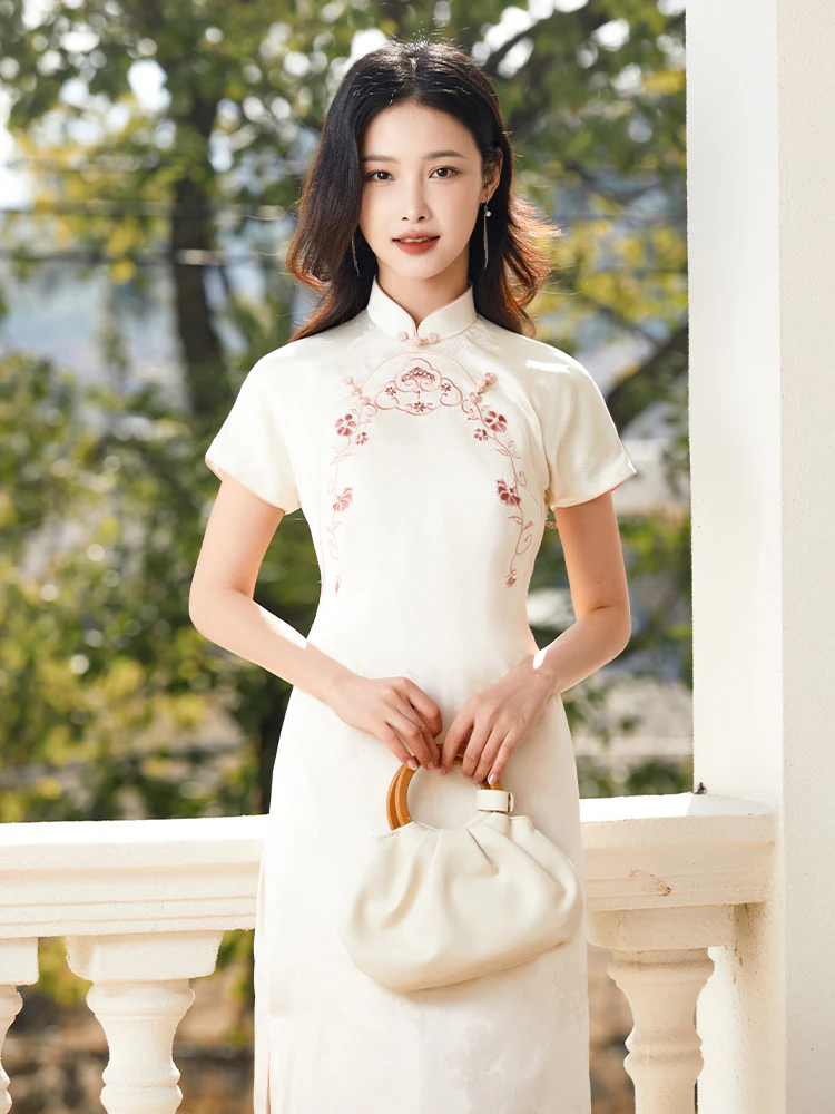 Ivory Vintage Ruyi Embroidery | Modern one-Pieces Qipao Dress（玉茗） - Image 4