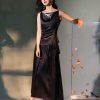 Ink Wash Black Cool-to-Touch Drape | Layered Pleats Xiangyunsha Skirt (夜阑) - Thumbnail Image 2