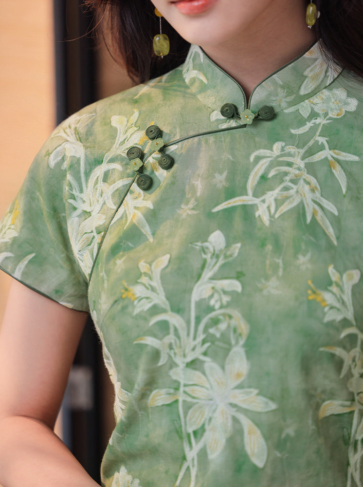 Tender Green Embroidered Lily Orchid | Modern one-Pieces Qipao Dress (杳卿) - Image 4