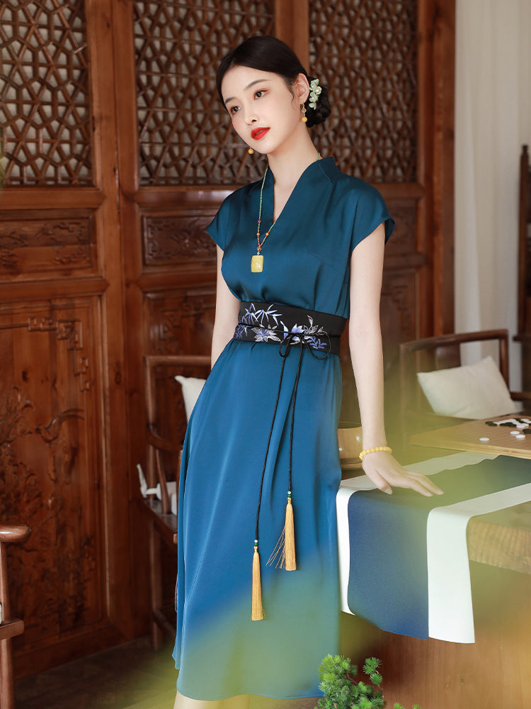 Peacock Blue Silk Satin Artisanal Embroidery | Neo-Chinese Dress (莞莞) - Image 4