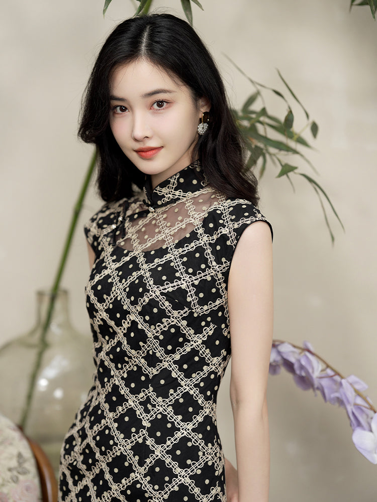 Caramel Diamond Lattice lace | Modern one-Pieces Qipao Dress(晗香) - Image 4