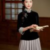 Vintage-Inspired Republic Era Schoolgirl Dress  | Velvet Cheongsam Top(徽茵) - Thumbnail Image 6