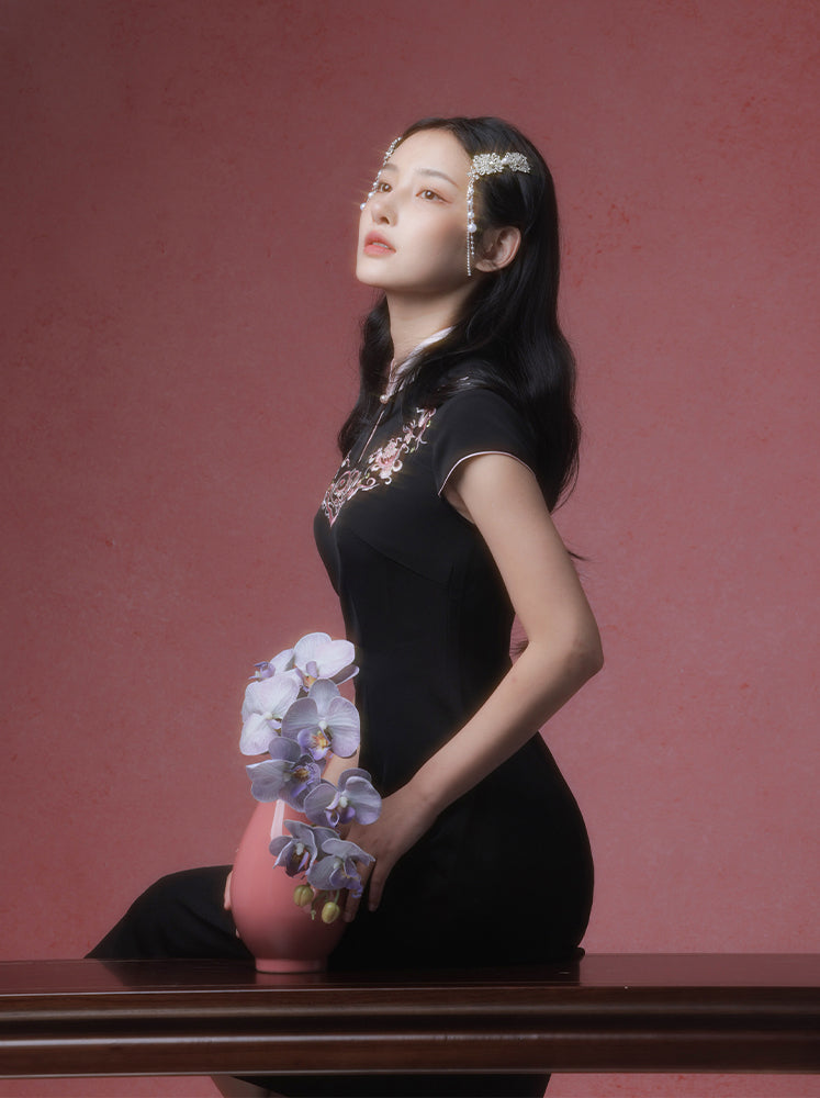 Sumi Black Artisan Embroidery | Neo-Chinese Dress(如苑) - Image 7