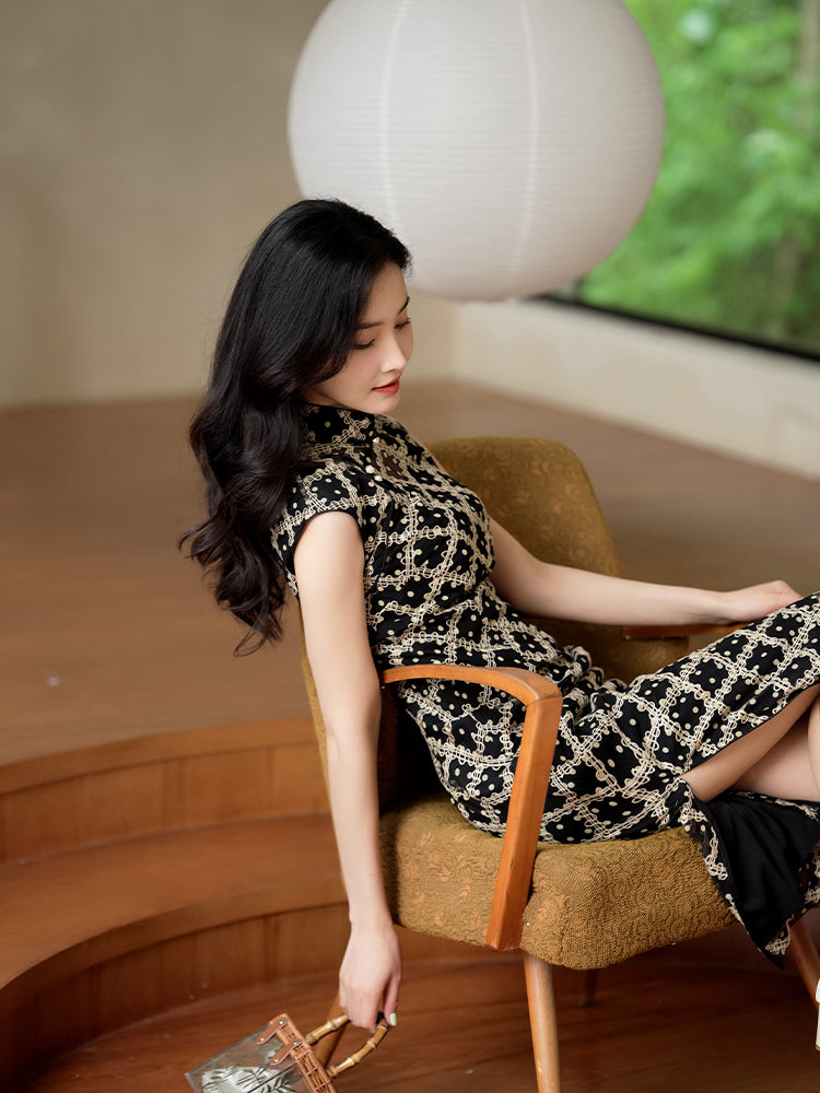 Caramel Diamond Lattice lace | Modern one-Pieces Qipao Dress(晗香) - Image 8