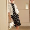 White |Qipao-Inspired Kimono Wrap with Floral Stitchwork(鹤云) - Thumbnail Image 13