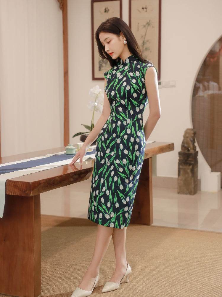 White tulip pattern| Modern one-Pieces Qipao Dress(沁心) - Image 4