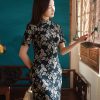 Literary Black - Stretch Knit with Scholarly Elegance | Modern one-Pieces Qipao Dress (芳辰) - Thumbnail Image 4