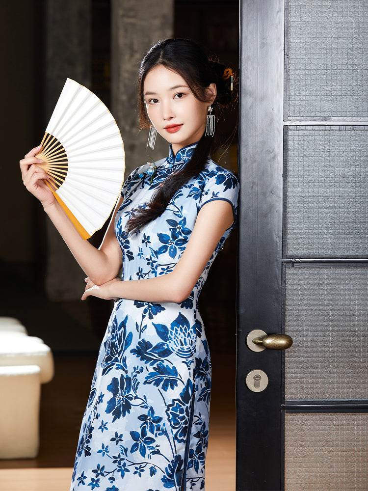 Imperial Kiln-inspired blue-white motif| Modern one-Pieces Qipao Dress(珈蓝) - Image 9