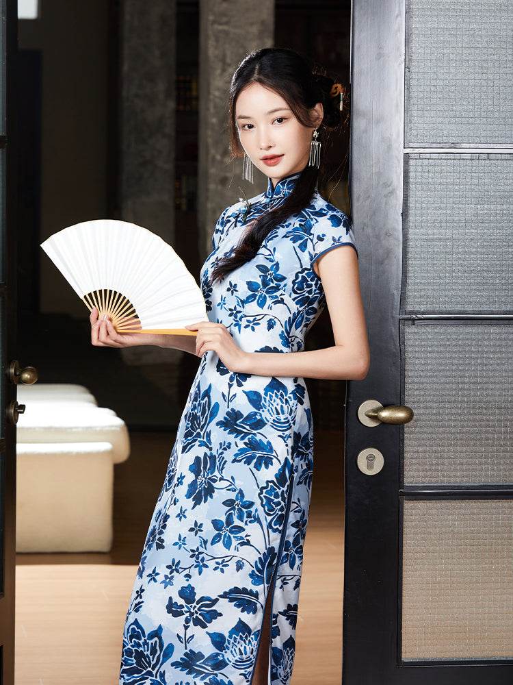 Imperial Kiln-inspired blue-white motif| Modern one-Pieces Qipao Dress(珈蓝) - Image 10