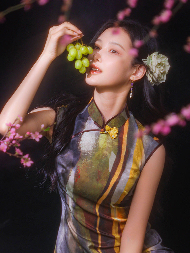 Artistic Vintage in Oil-Painting Tones | Modern one-Pieces Qipao Dress(玟歌) - Image 2